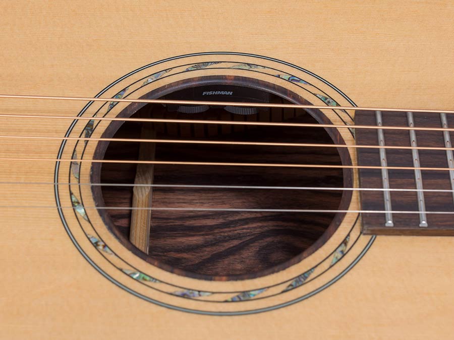 Bromo BAR5CE Rocky Mountain Concert guitar all solid tonewoods