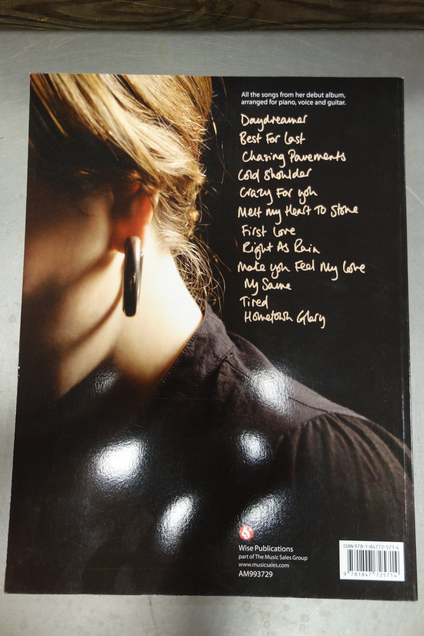 Adele 19
