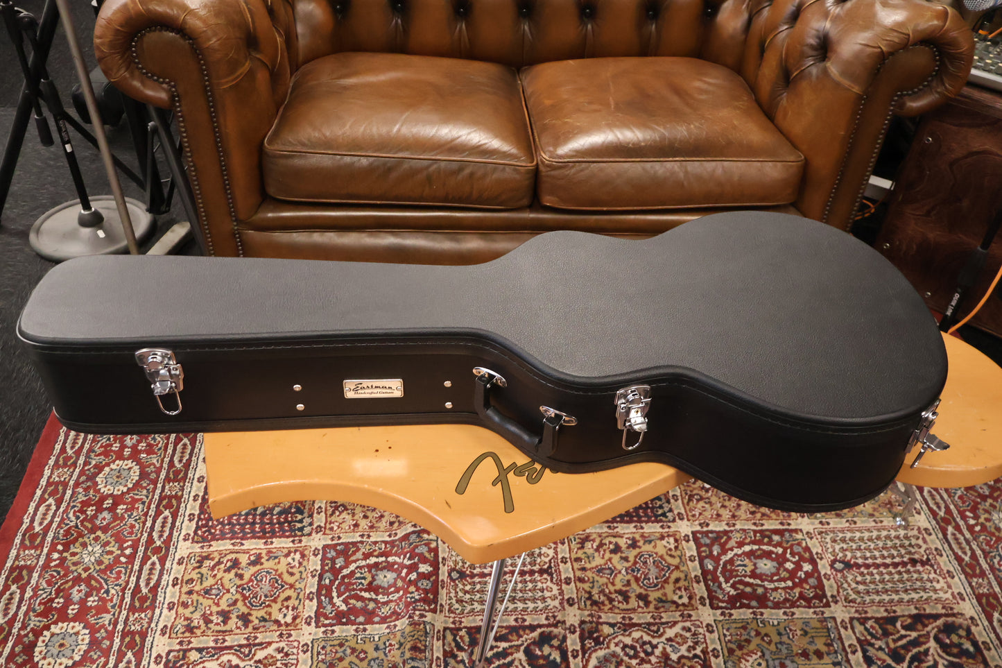 Eastman AR372CE Hollow Body Archtop