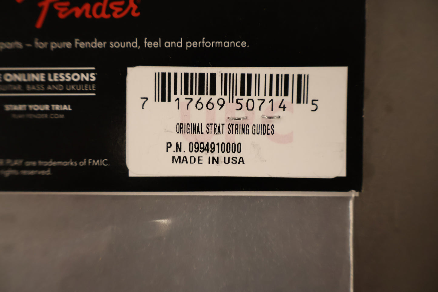 Fender Vintage-Style Stratocaster String Guides (2) (Chrome)