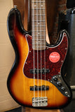 Squier Classic Vibe '60s Jazz Bass 3-Color Sunburst