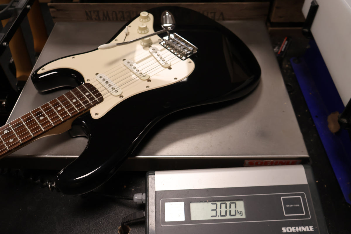 Squier Affinity Stratocaster Black (Used)