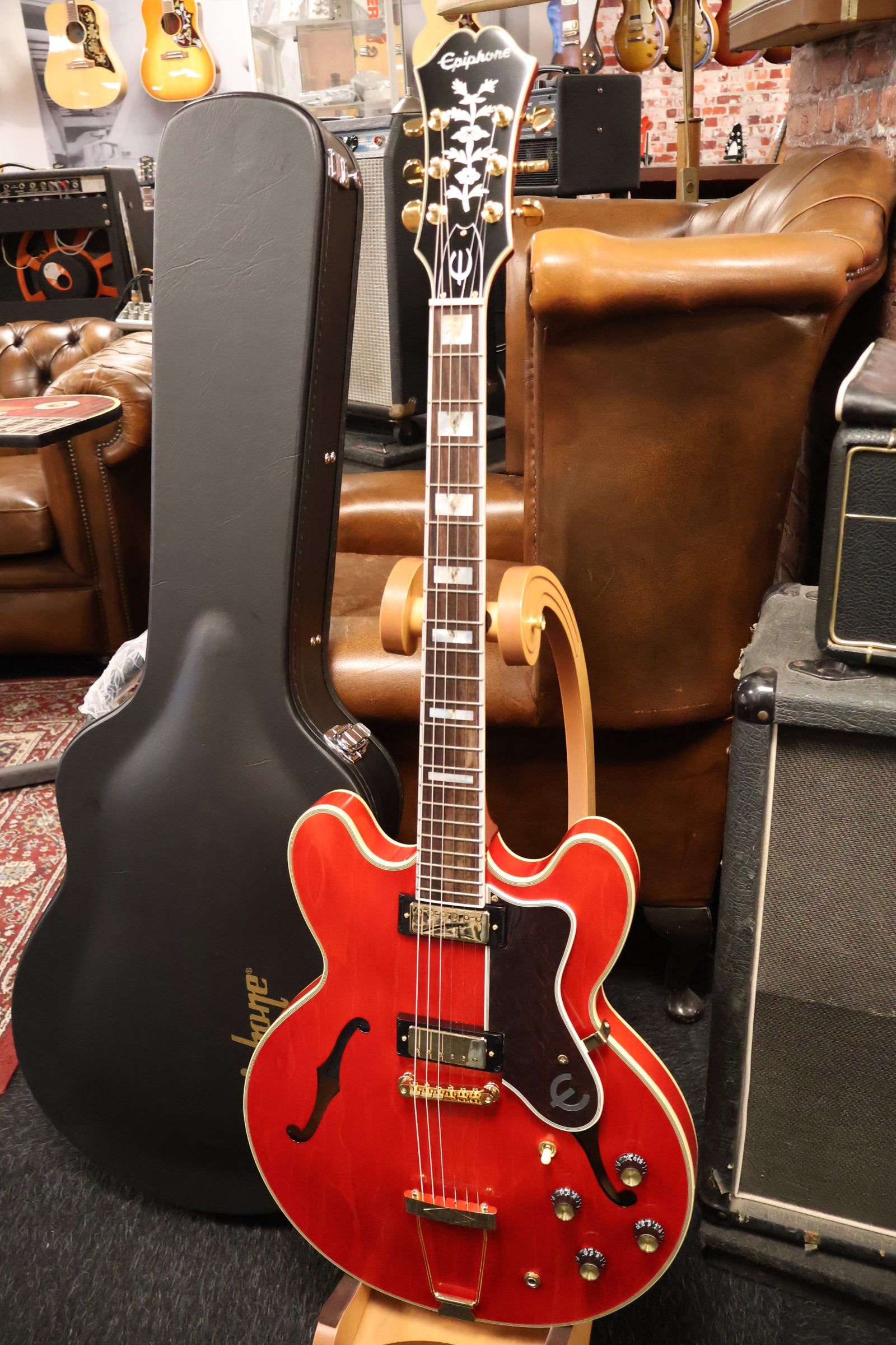 Epiphone Masterbilt Gem Archer Sheraton – Dirk Witte