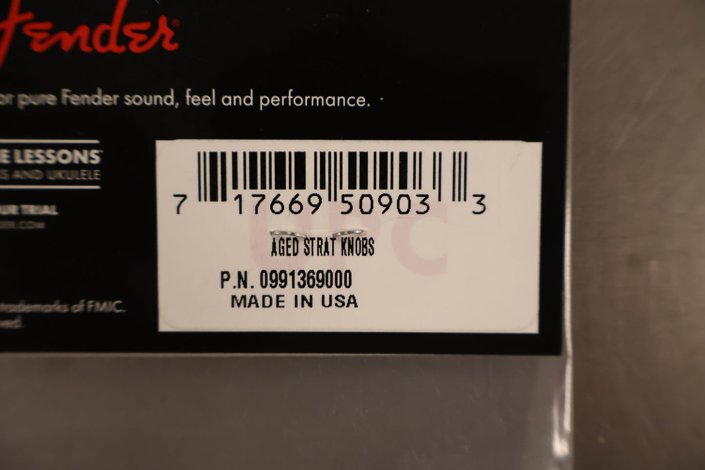 Fender Stratocaster Knobs, Aged White (Volume, Tone, Tone) (3)