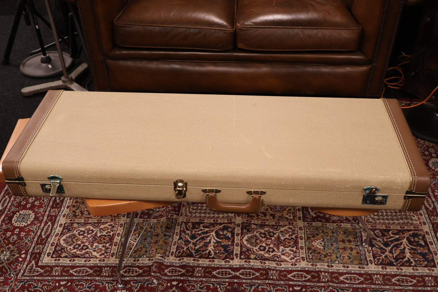 Ernie Ball Music Man 20th Anniversary Silhouette 2006 Amber (USED)