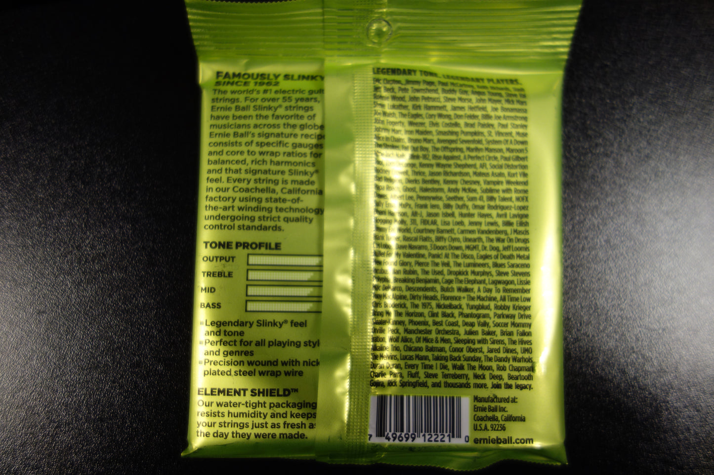 Ernie Ball EB2221 Regular Slinky 010-046 for Electric Guitar