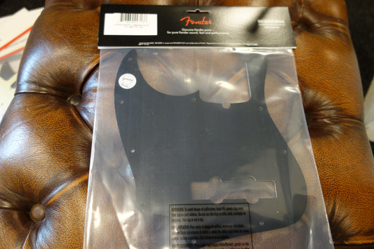 Fender Pickguard Jazz Bass 10-Hole Mount (with Truss Rod Notch) B/W/B 3-Ply