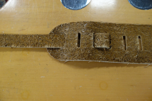 Liam's Adjustable Leather Bass Guitar Strap (extra wide - 8cm) rough light brown