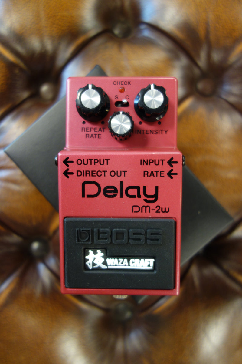 Boss DM-2W Delay Waza Craft