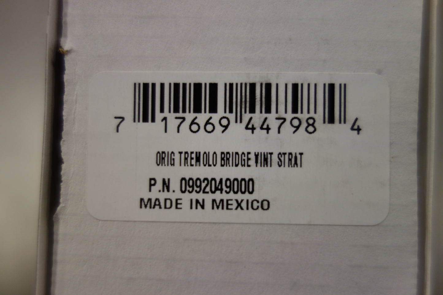 Fender 6-Saddle American Vintage Series Stratocaster Tremolo Assembly (Chrome)