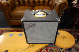 Fender Rumble 25 (V3) 230V EUR Black/Silver