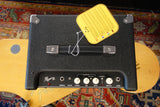 Fender Rumble 25 (V3) 230V EUR Black/Silver