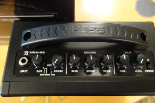Boss Katana Mini