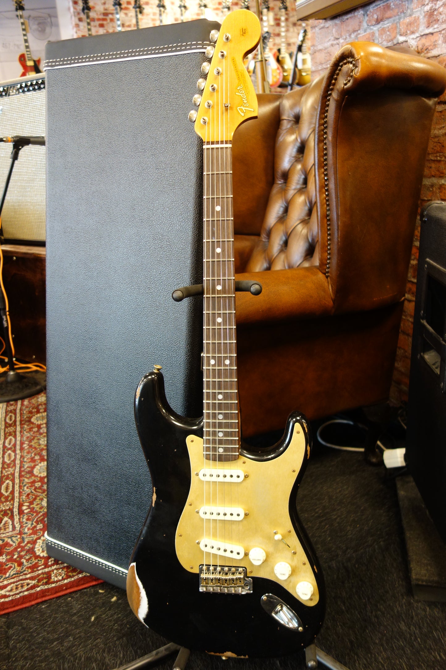 Fender Limited Edition Roasted "Big Head" Stratocaster Relic Aged Black