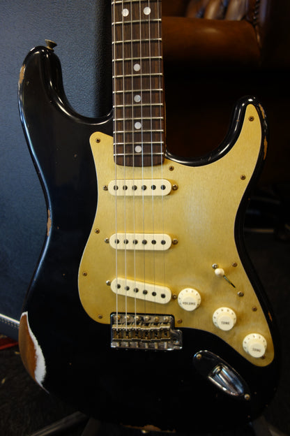 Fender Limited Edition Roasted "Big Head" Stratocaster Relic Aged Black