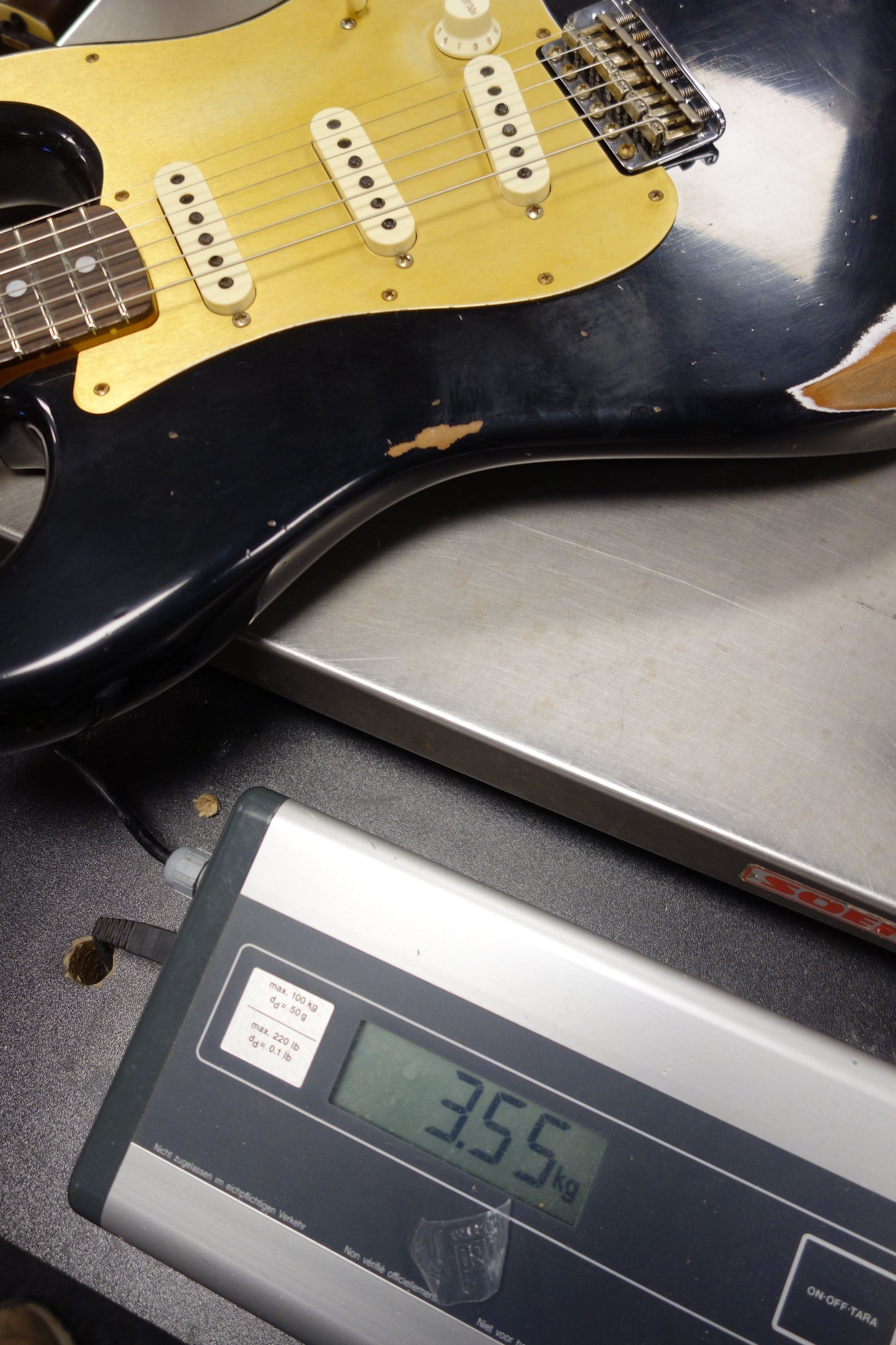 Fender Limited Edition Roasted "Big Head" Stratocaster Relic Aged Black