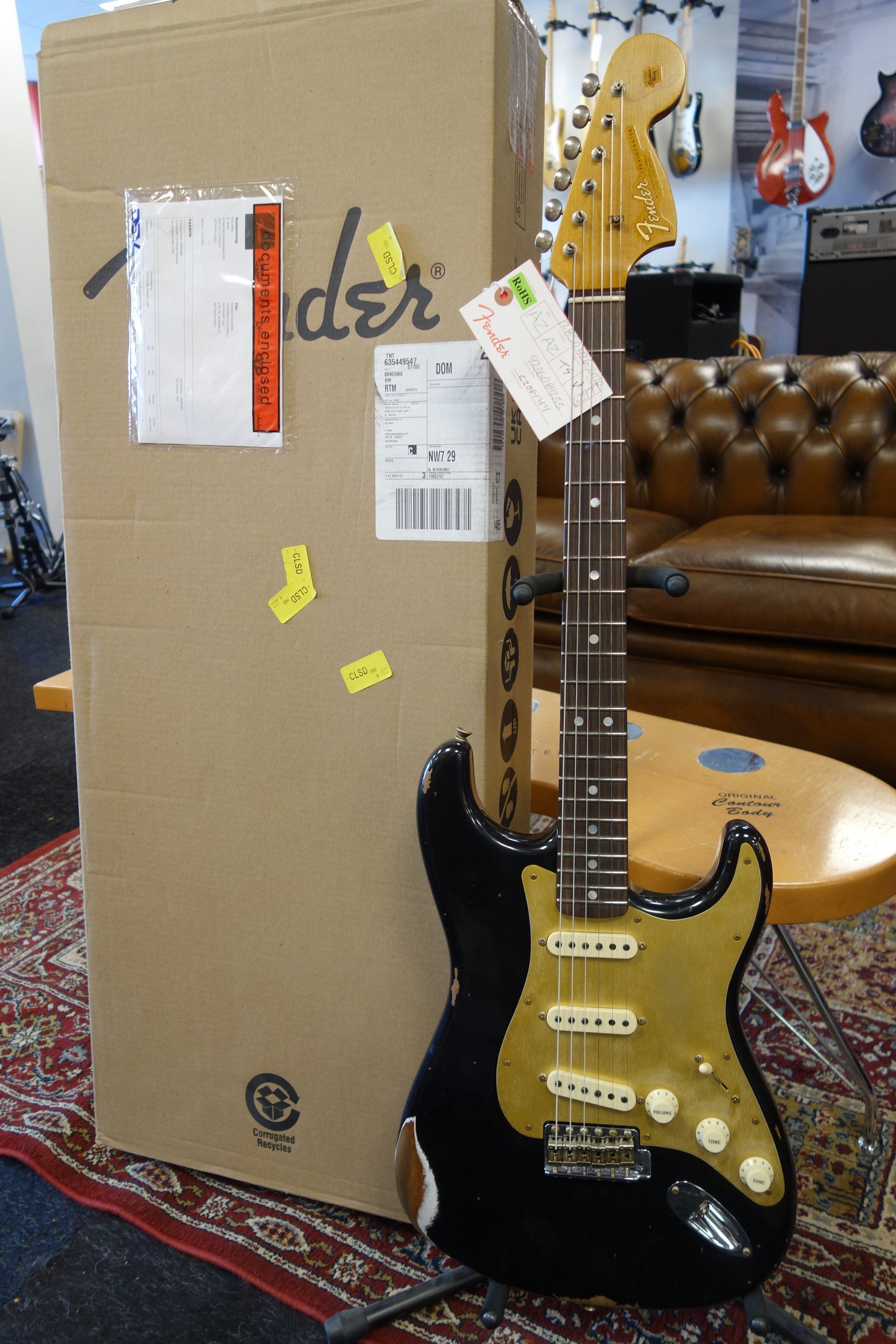 Fender Limited Edition Roasted "Big Head" Stratocaster Relic Aged Black