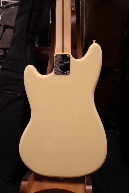 Fender American Performer Mustang Vintage White