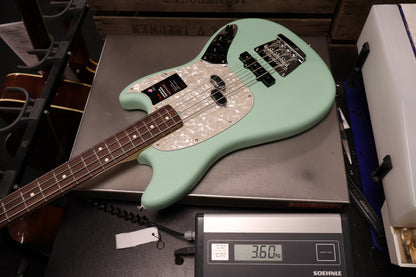 Fender American Performer Mustang Bass Satin Surf Green