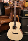 Bromo BAA2 Dreadnought guitar (USED)