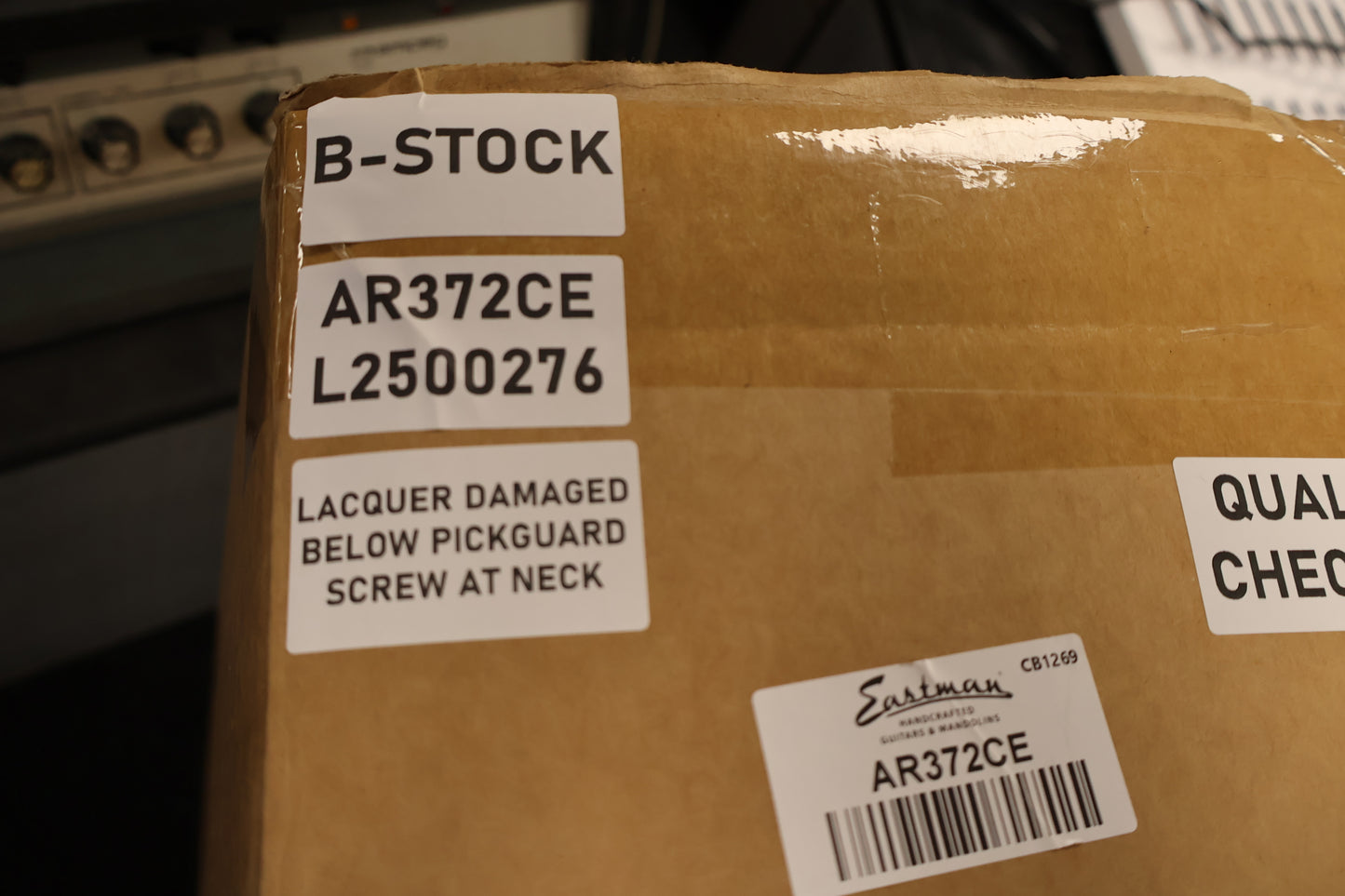 Eastman AR372CE Hollow Body Archtop (B-Stock)