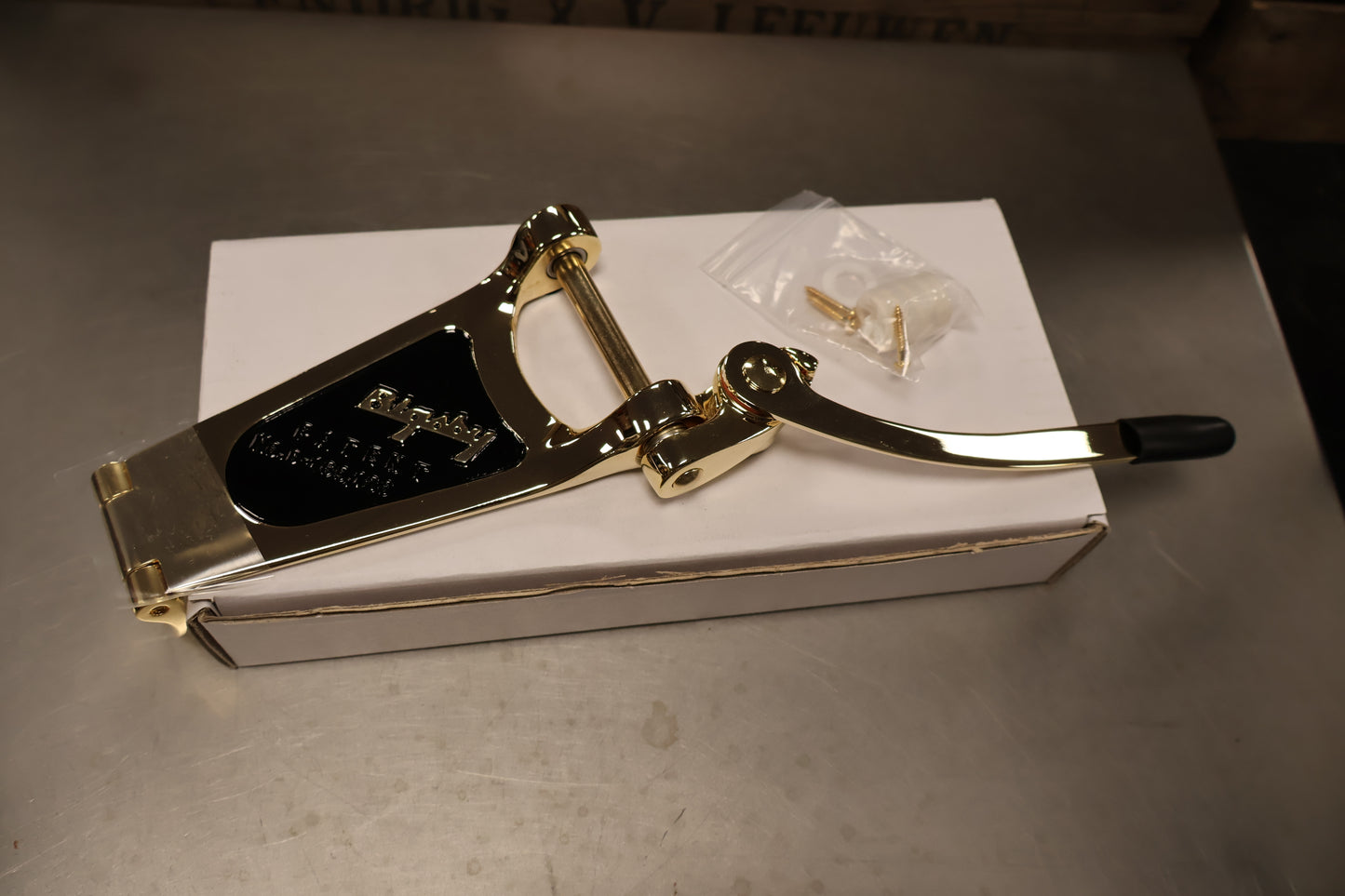 Bigsby B6 Vibrato Tailpiece, Gold, Extra Short Hinge