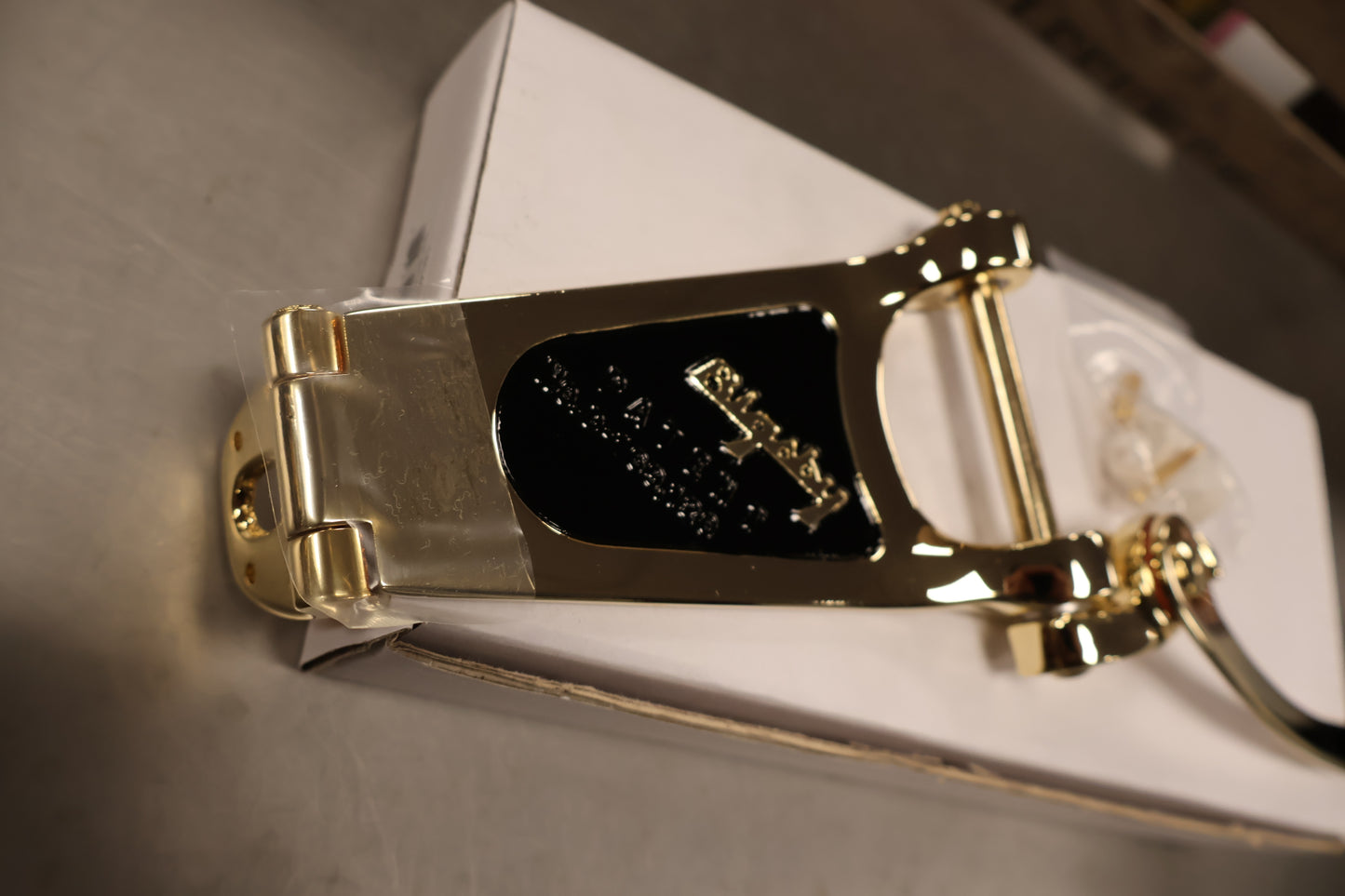 Bigsby B6 Vibrato Tailpiece, Gold, Extra Short Hinge