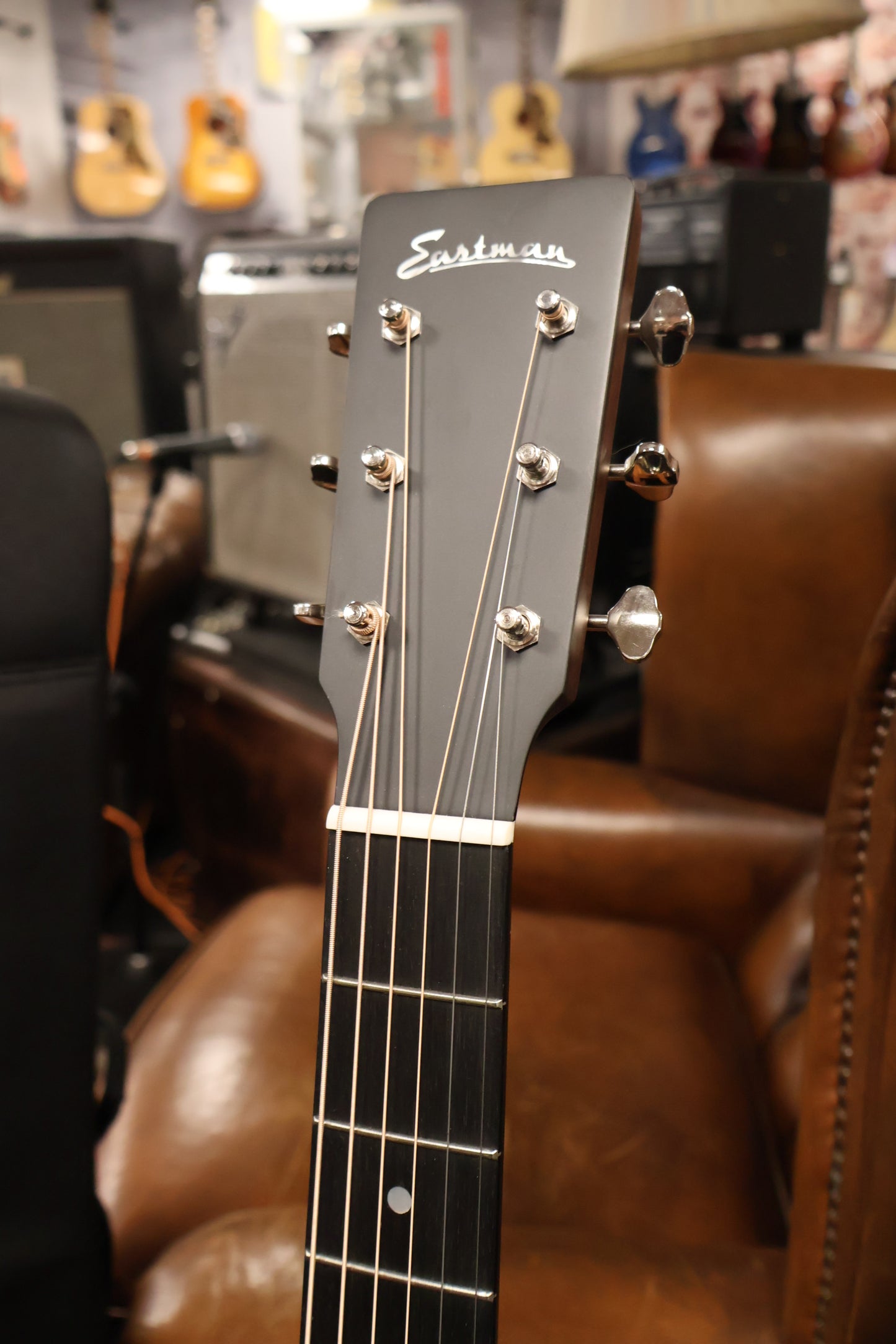 Eastman E3DE Deluxe Dreadnought with Electronics (Used)