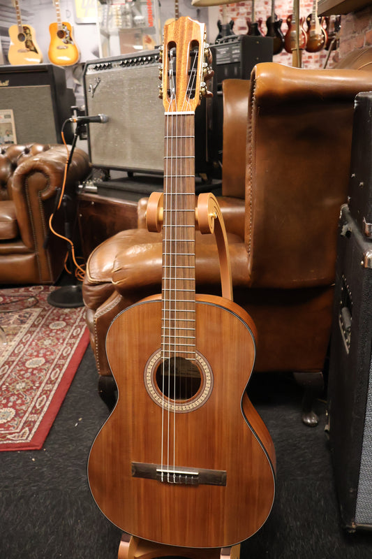 Salvador Cortez CC-21 Classic guitar solid top (Used)