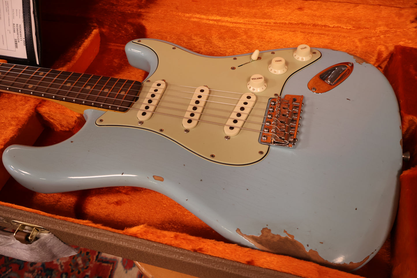 Fender '62 Stratocaster Relic-CC Faded Aged Daphne Blue