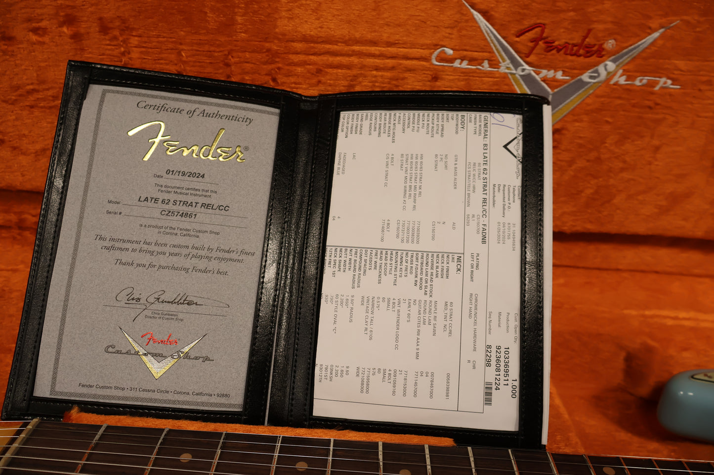 Fender '62 Stratocaster Relic-CC Faded Aged Daphne Blue