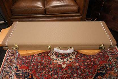 Fender '62 Stratocaster Relic-CC Faded Aged Daphne Blue