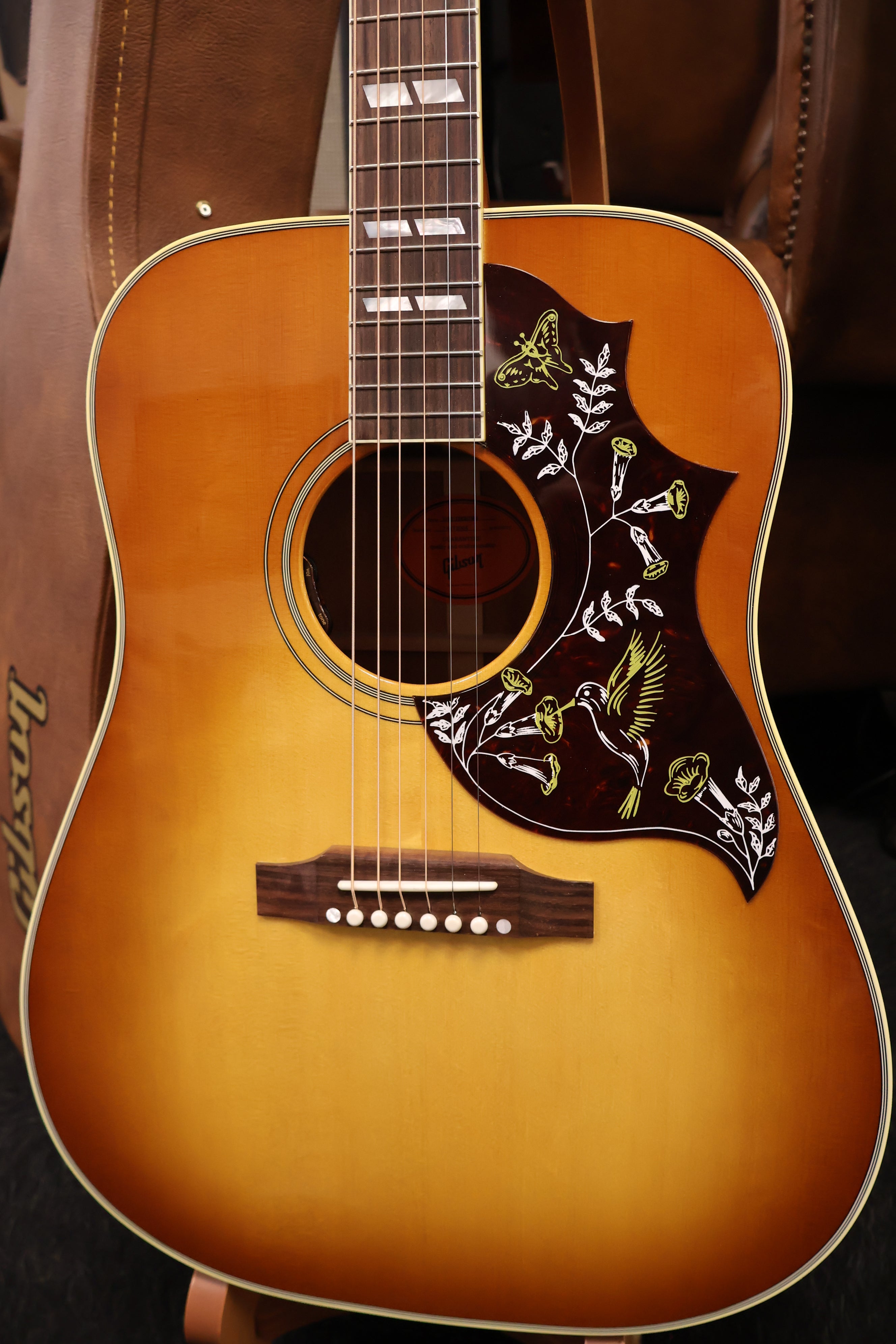 Gibson Hummingbird Original Heritage Cherry Sunburst – Dirk Witte