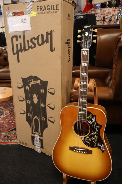 Gibson Hummingbird Original Heritage Cherry Sunburst