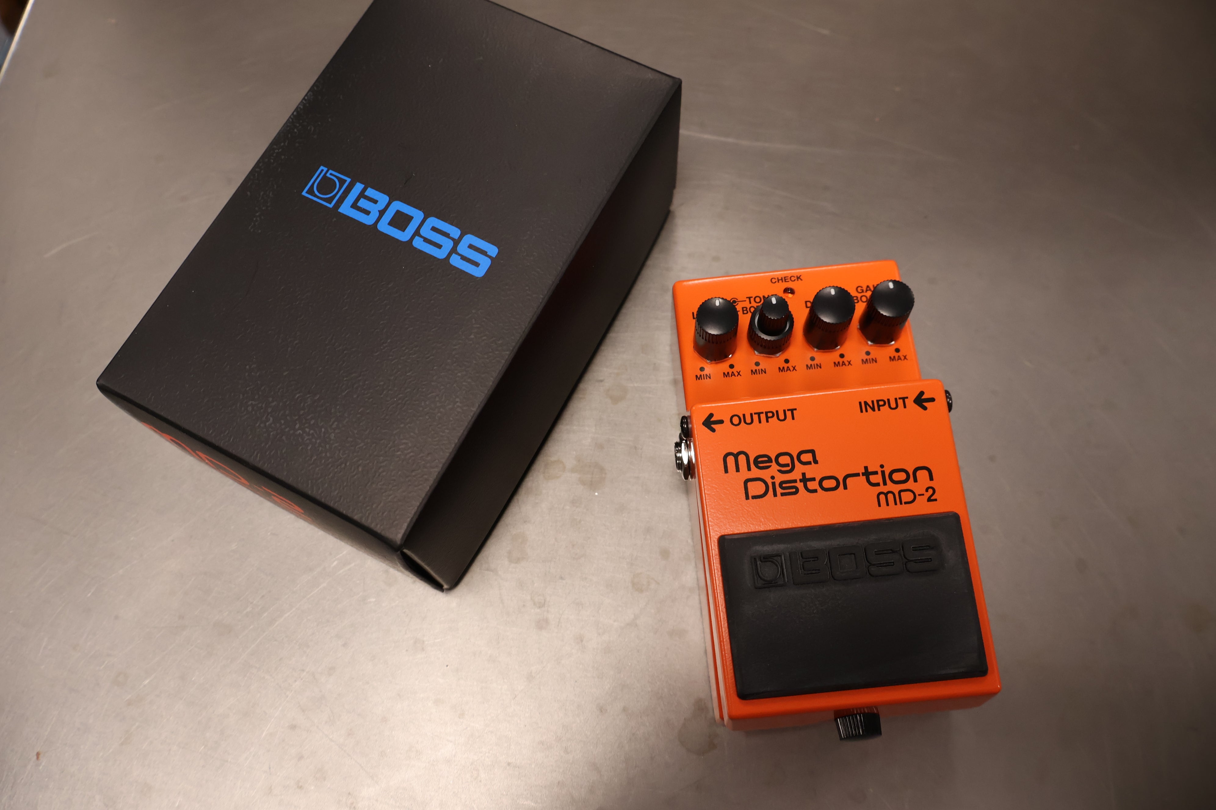 Boss MD-2 Mega Distortion – Dirk Witte