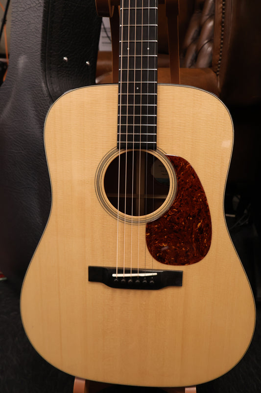 Bourgeois Touchstone D Country Boy ( Demo store model )