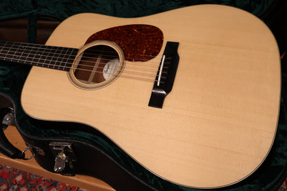 Bourgeois Touchstone D Country Boy ( Demo store model )