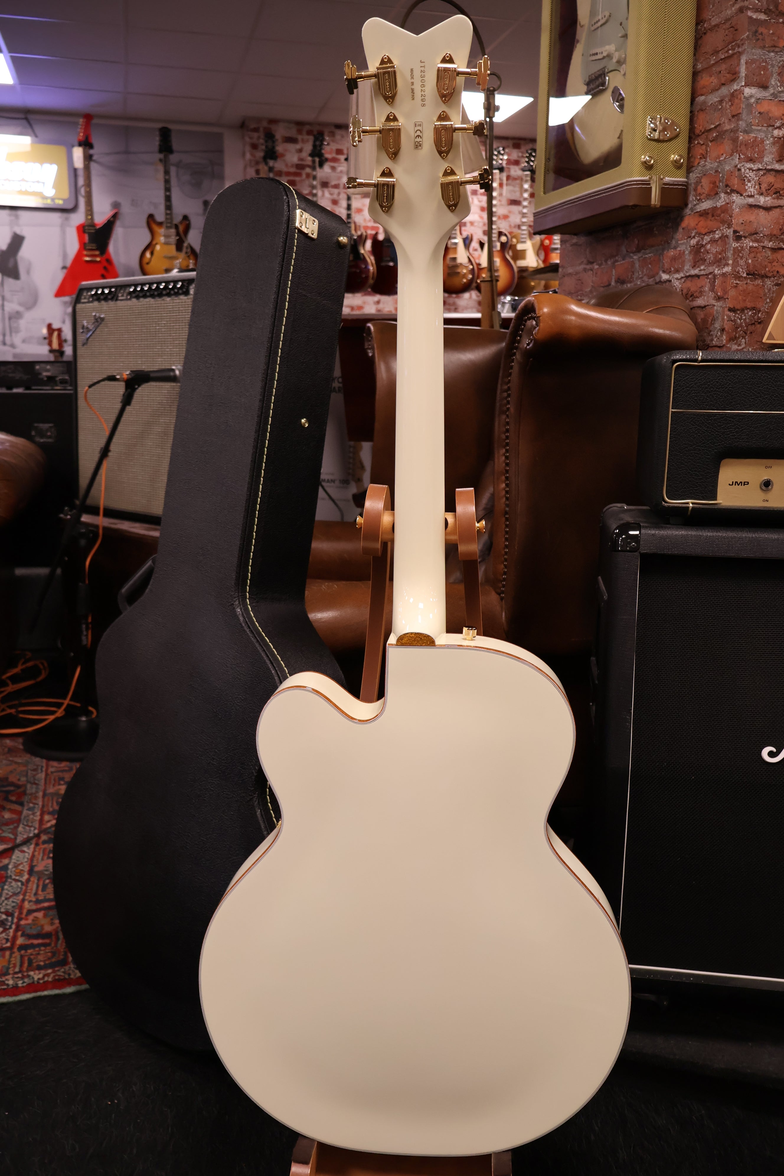Gretsch G6136T-59 Vintage Select Edition '59 White Falcon – Dirk Witte