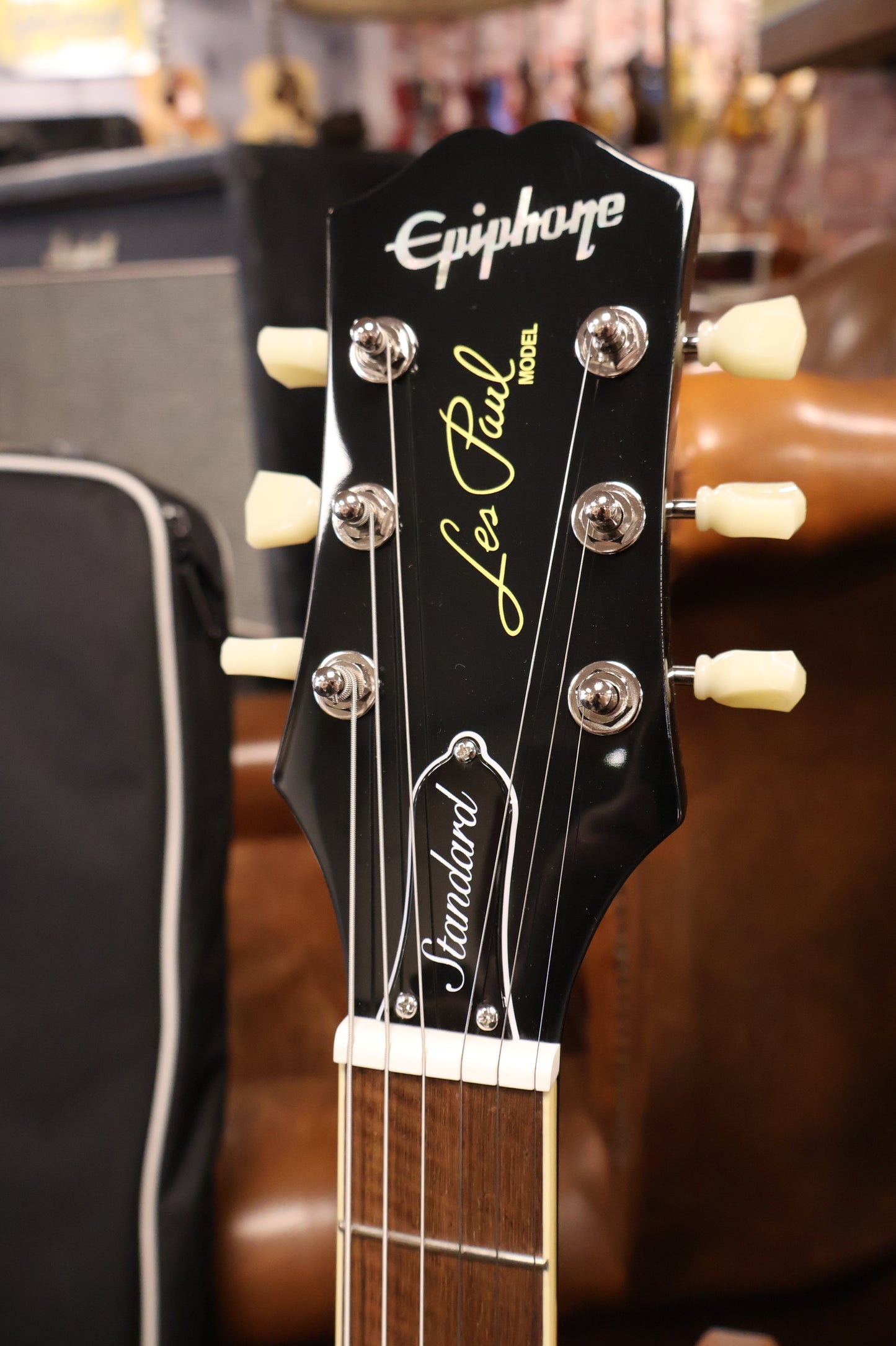 Epiphone Les Paul Standard 50s Bigsby (Incl. Premium Gig Bag)