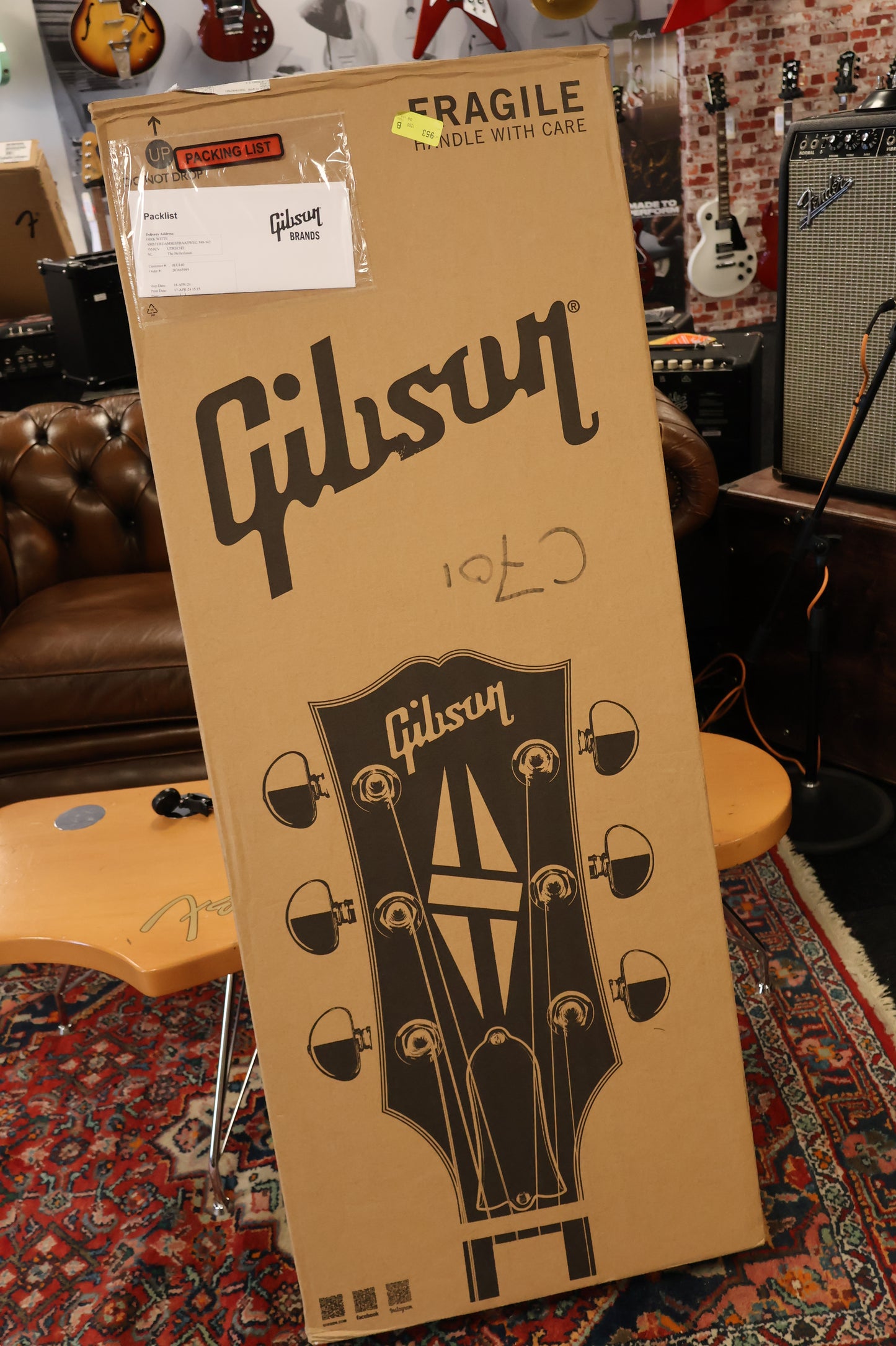 Gibson 1967 Mahogany Flying V Reissue w/ Maestro Vibrola Gloss