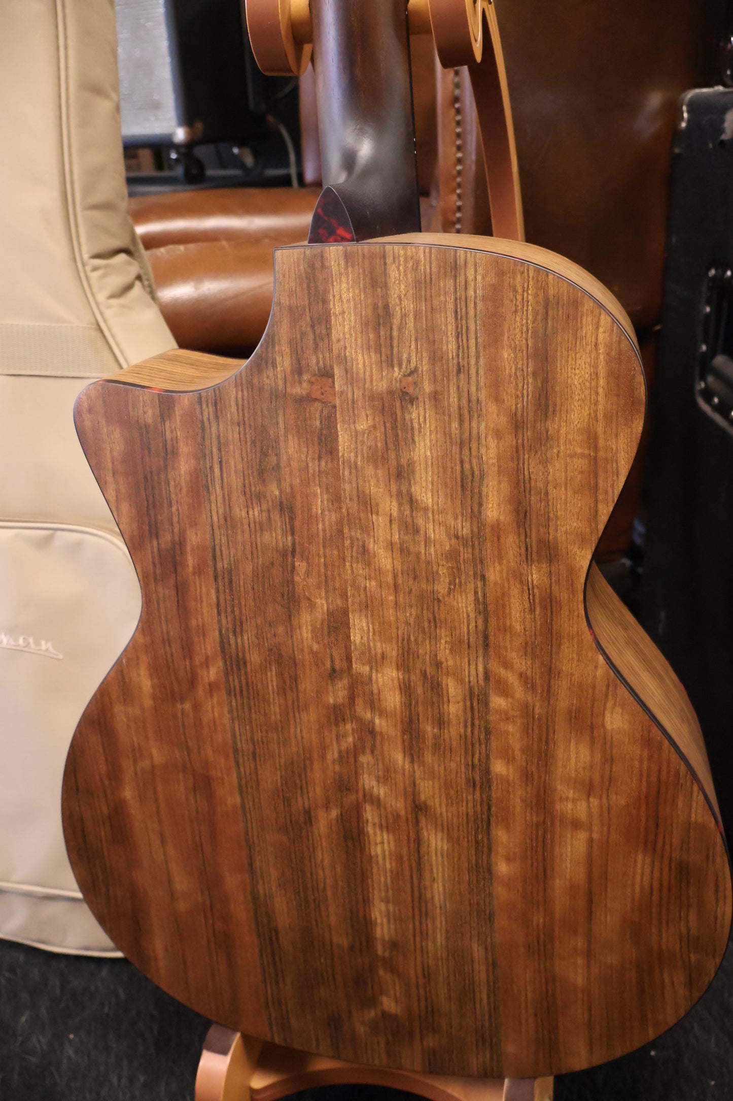 Eastman AC222CE Classic (B-Stock)
