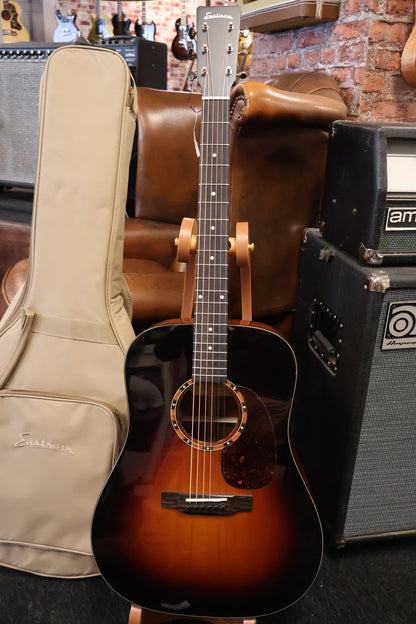 Eastman E2D-DLX Dreadnought (B-Stock)