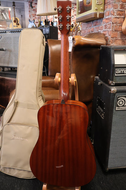 Eastman E2D-DLX Dreadnought (B-Stock)