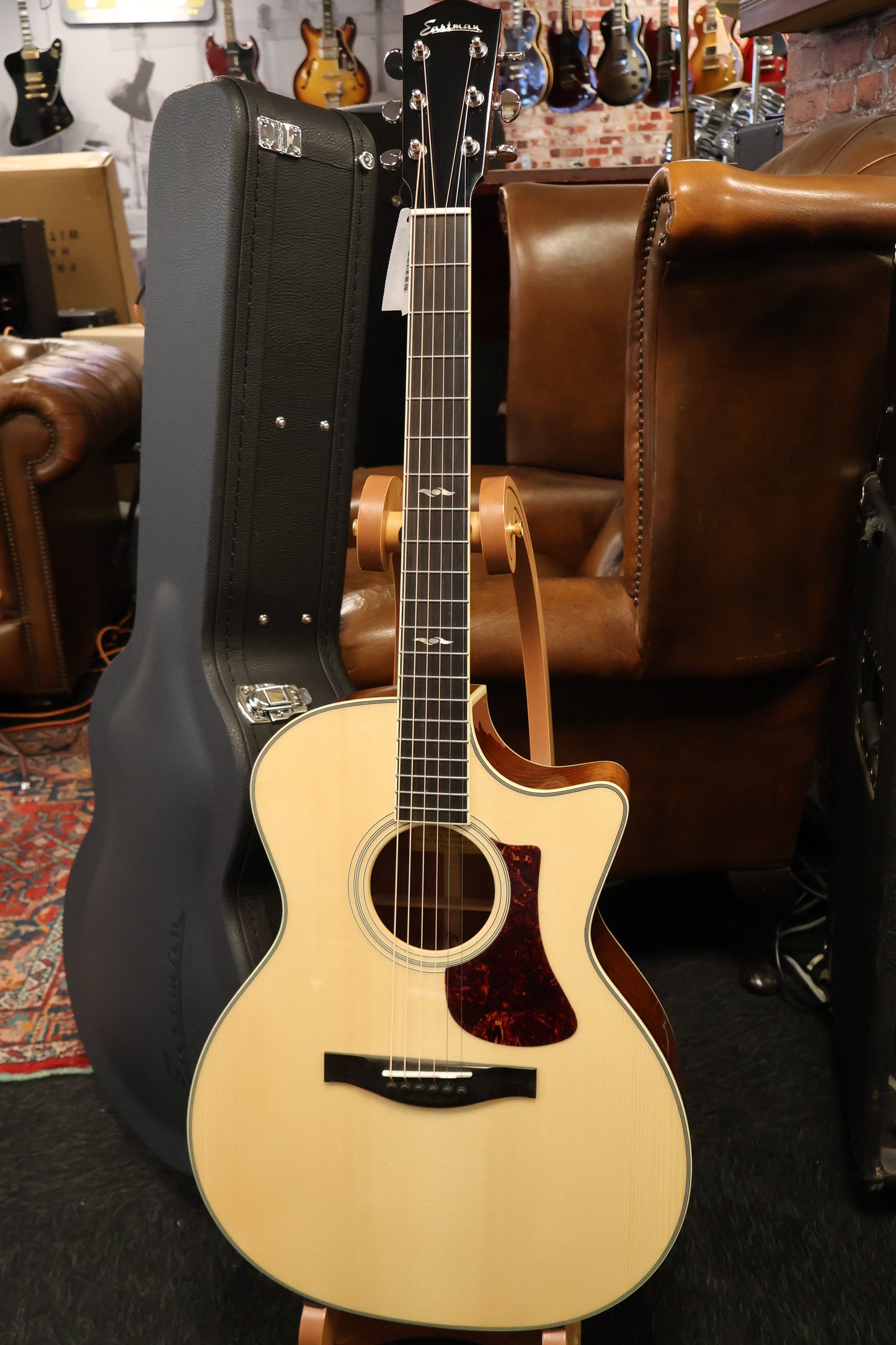 Eastman AC322-CE Grand Auditorium