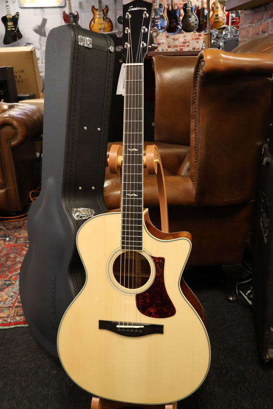 Eastman AC322-CE Grand Auditorium