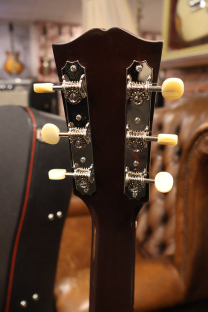 Gibson Custom 1942 Banner LG-2 Vintage Sunburst