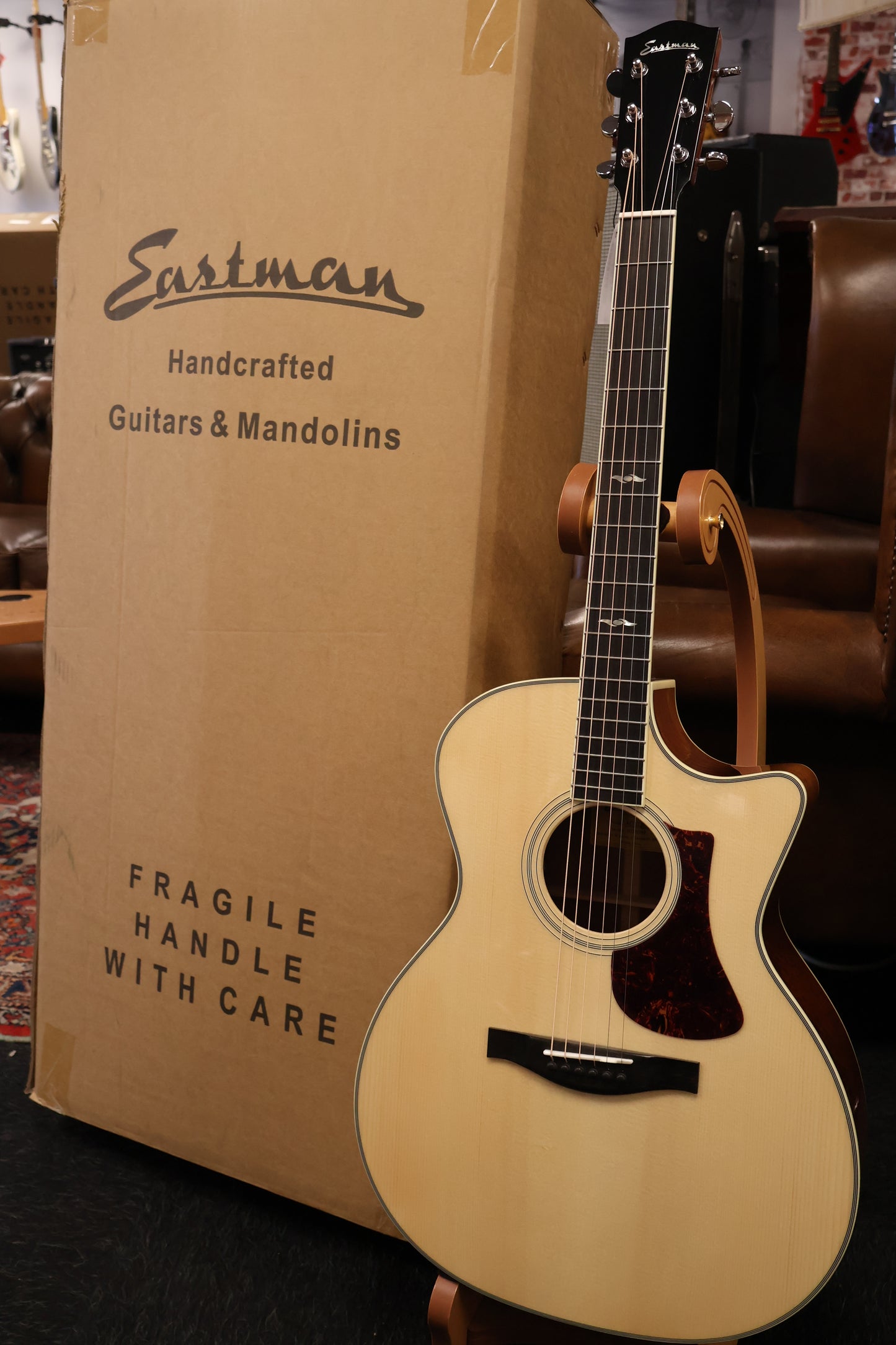 Eastman AC322-CE Grand Auditorium