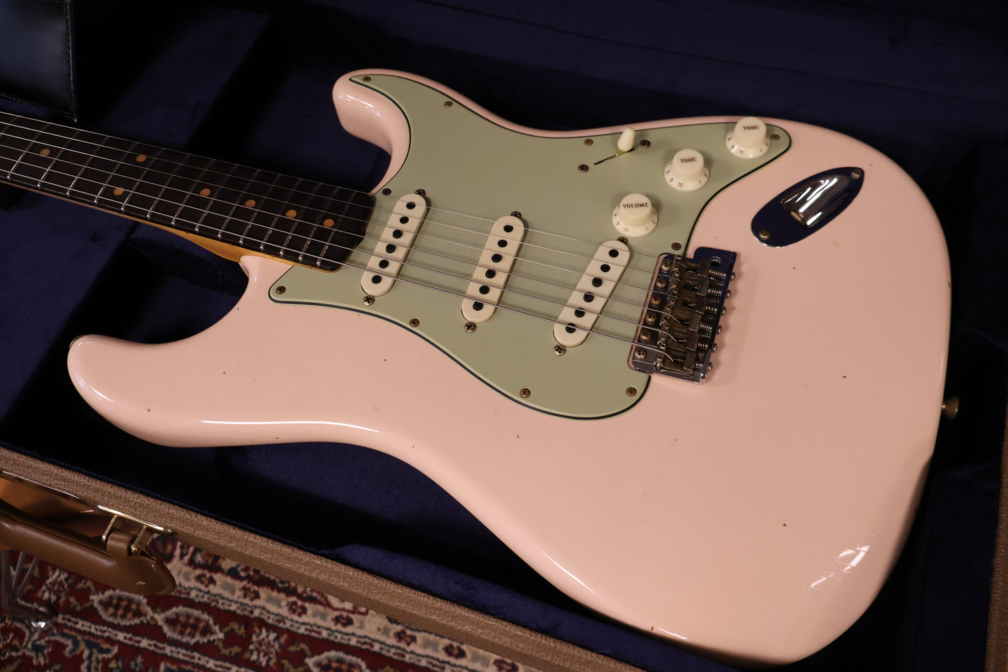 Fender CS 1959 Stratocaster Journeyman Relic - Super Faded Aged Shell Pink (Used)