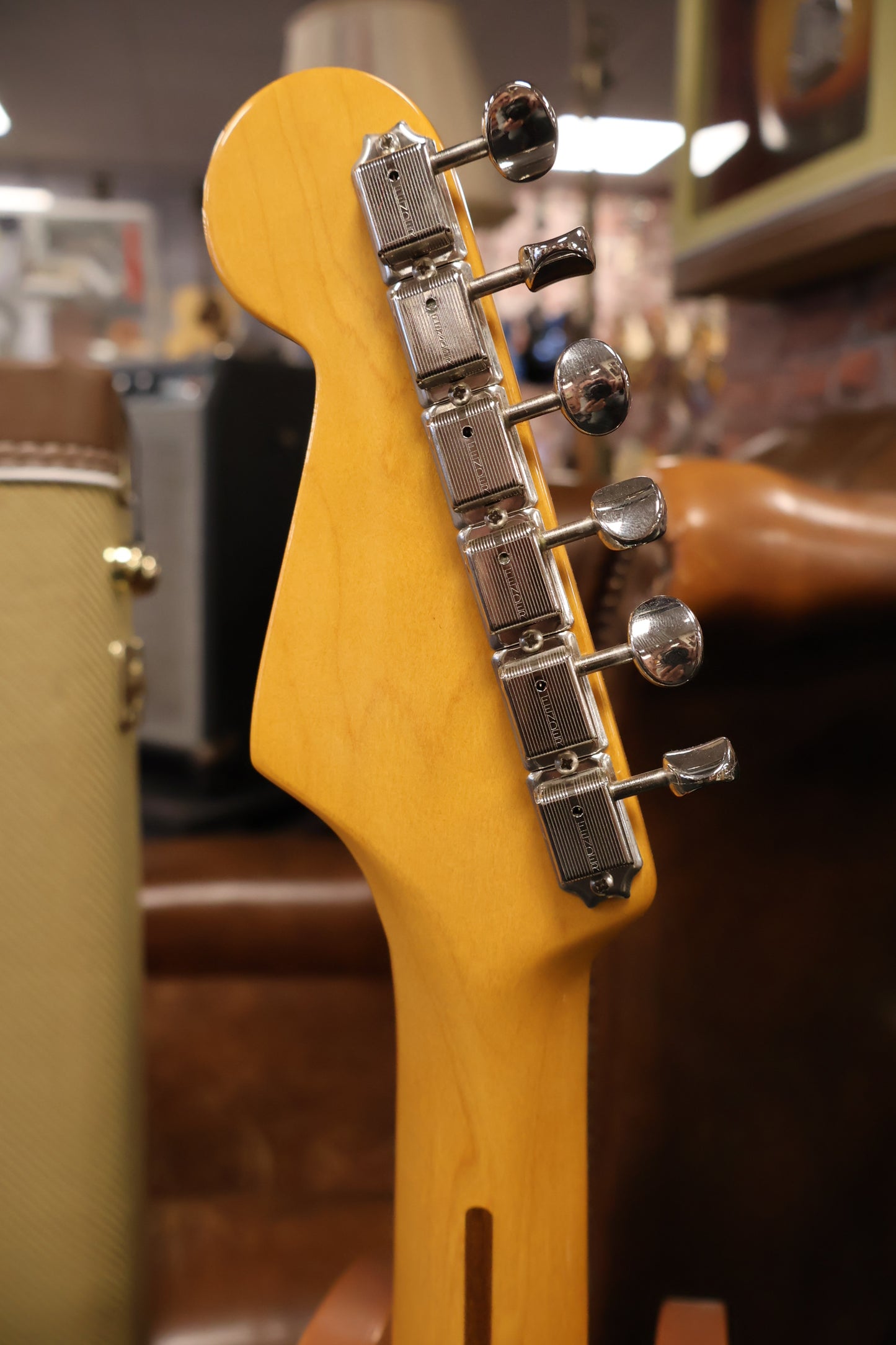 Fender American Vintage II 1957 Stratocaster Sea Foam Green (USED)