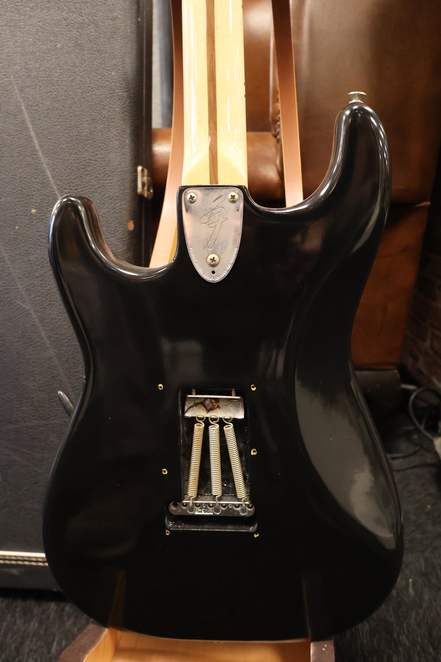 Fender 1976 Stratocaster Black Refin OHSC